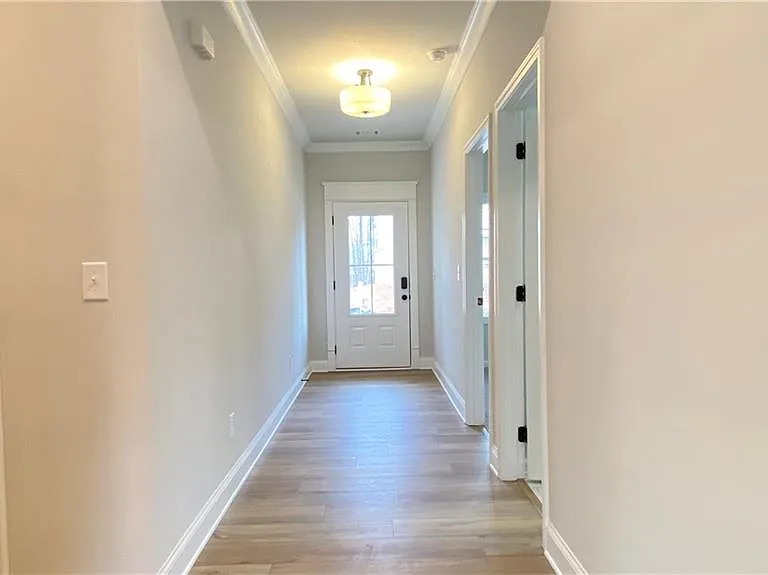 4591 Silver Oak Dr SW — Photo 2
