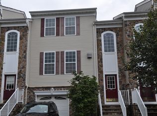 30 Russell Ct, Matawan, NJ 07747