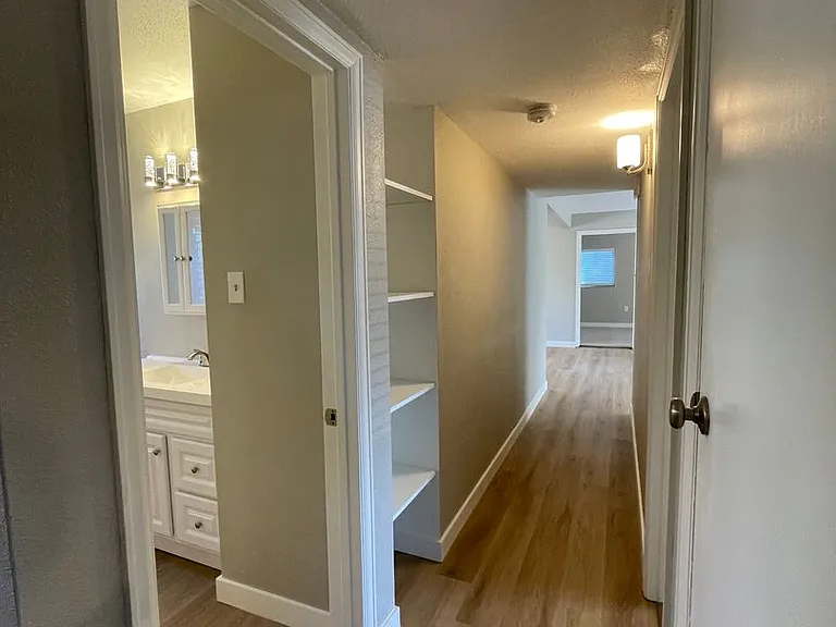 890 Revere St — Photo 13