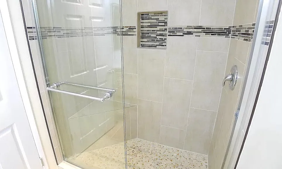 2 bed, 1054 sqft, $3,350 — Photo 2