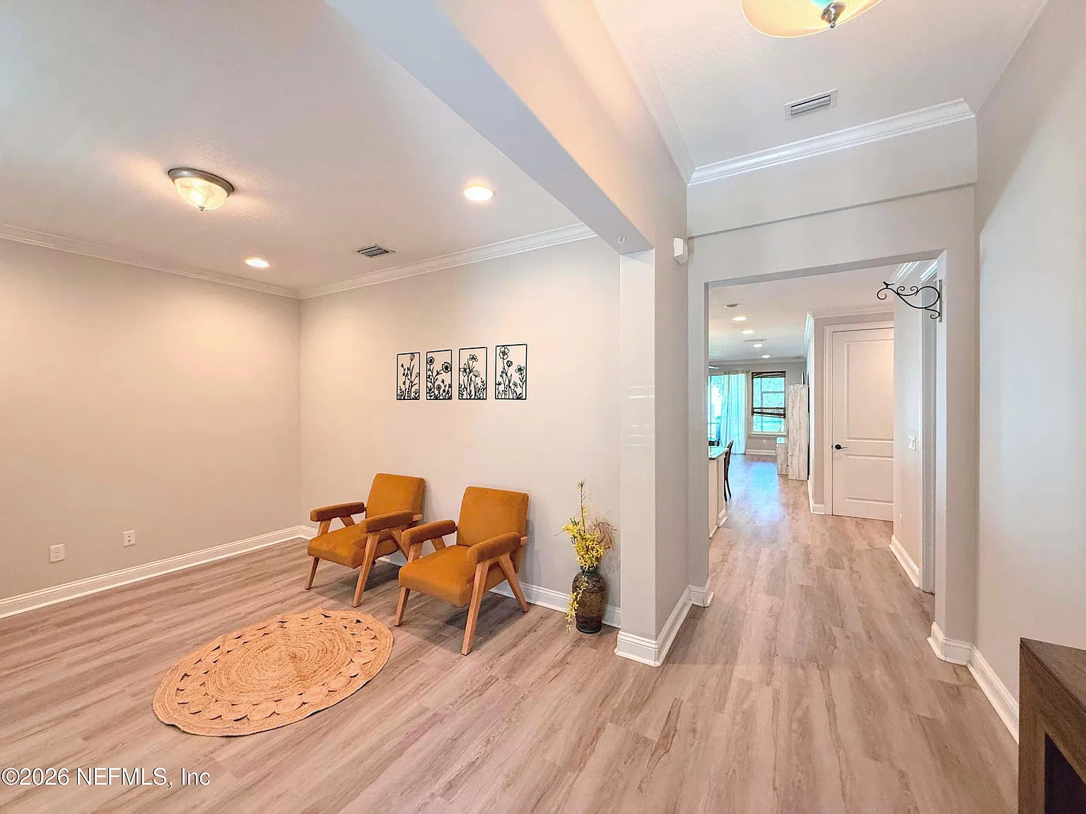 3 bed, 2.0 bath, 1934 sqft, $2,750 — Photo 3