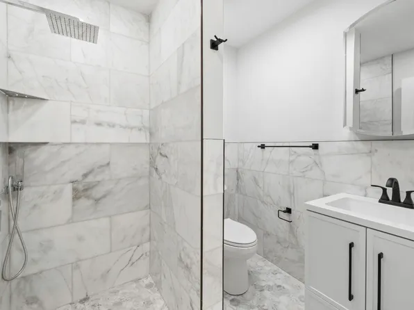 1604 Lexington Avenue image 8 of 8