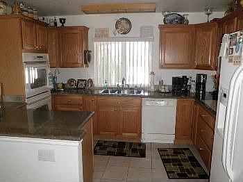 5th image of 11163 Haven St