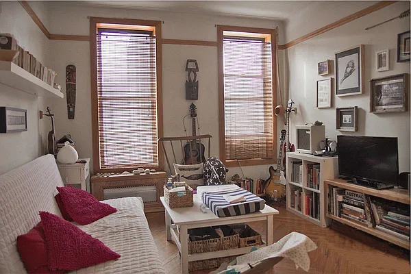 Rented by Bold New York | media 7