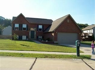 4000 Crystal Creek Cir, Burlington, KY 41005