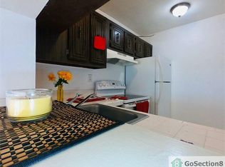 492 NW 165th St #C611, Miami Gardens, FL 33169