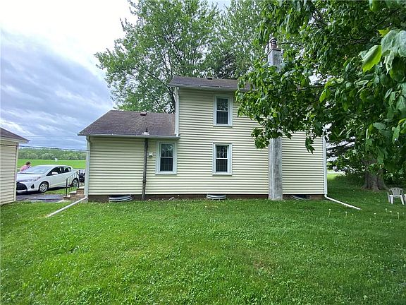 5th image of 180 Colby St