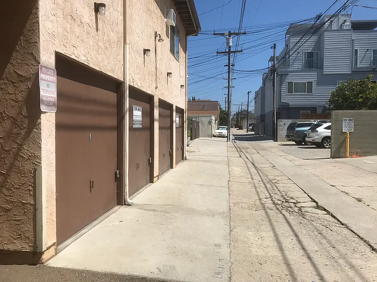 Alley through Robinson Avenue to Parking Lot