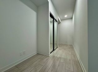 30 Mary St #911, Barrie, ON L4N1S8