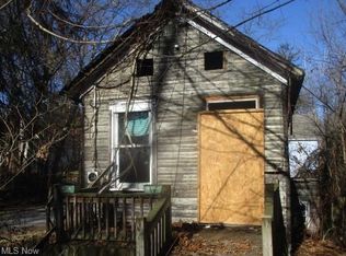 59 Penfield Ave, Akron, OH 44310