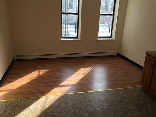 2nd image of 6001 Roosevelt Ave