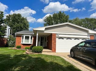 32234 Lancaster Dr, Warren, MI