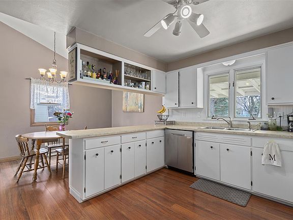 5th image of 1119 W Frances St