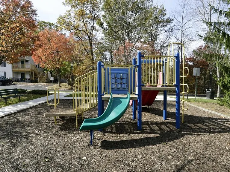 The Willows at Roxbury — Photo 5