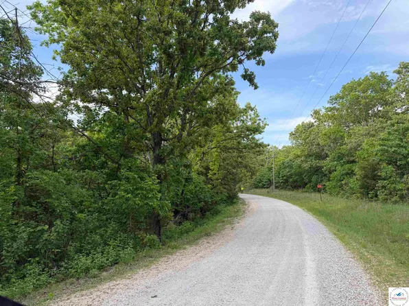 150 Moira Rd Unit B1, Edwards, MO 65326