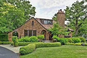 310 Homewood Ave photo 1