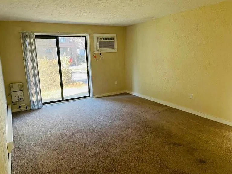 300 Codman Hill Rd #1C — Photo 9