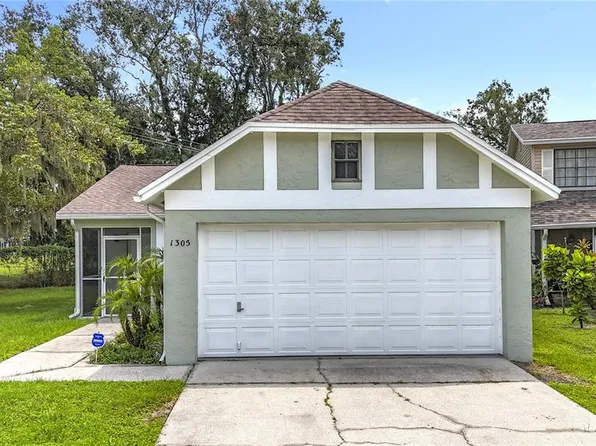 1305 Bramblewood Dr, Lakeland, FL 33811