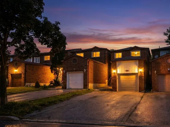 92 Rejane Cres, Vaughan, ON L4J 5A4