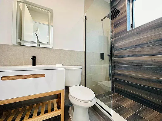 Rented by GROOME REALTY LLC | media 16