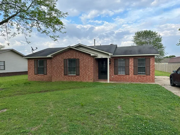 304 Ray St, Newport, AR 72112