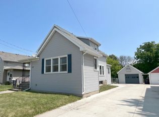 1930 Oregon St, Oshkosh, WI 54902