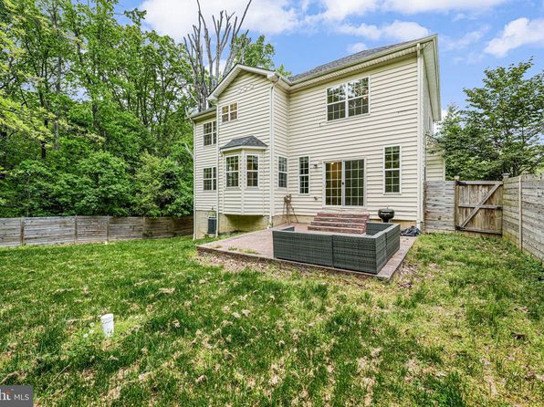 5600 Rugged Ln, Capitol Heights, MD 20743