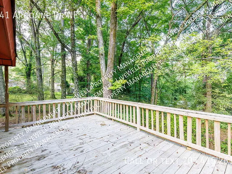 341 Argonne Dr NE — Photo 9