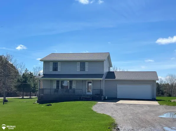 10516 Wilson Rd, Otisville, MI 48463