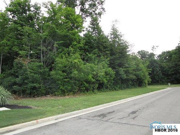 5th image of W Woodland Trl
