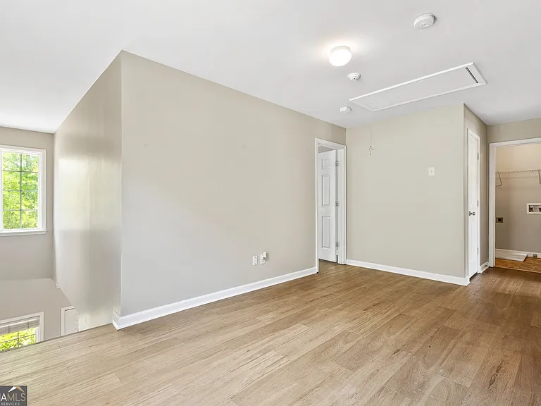 606 Lofty Ln SW — Photo 8