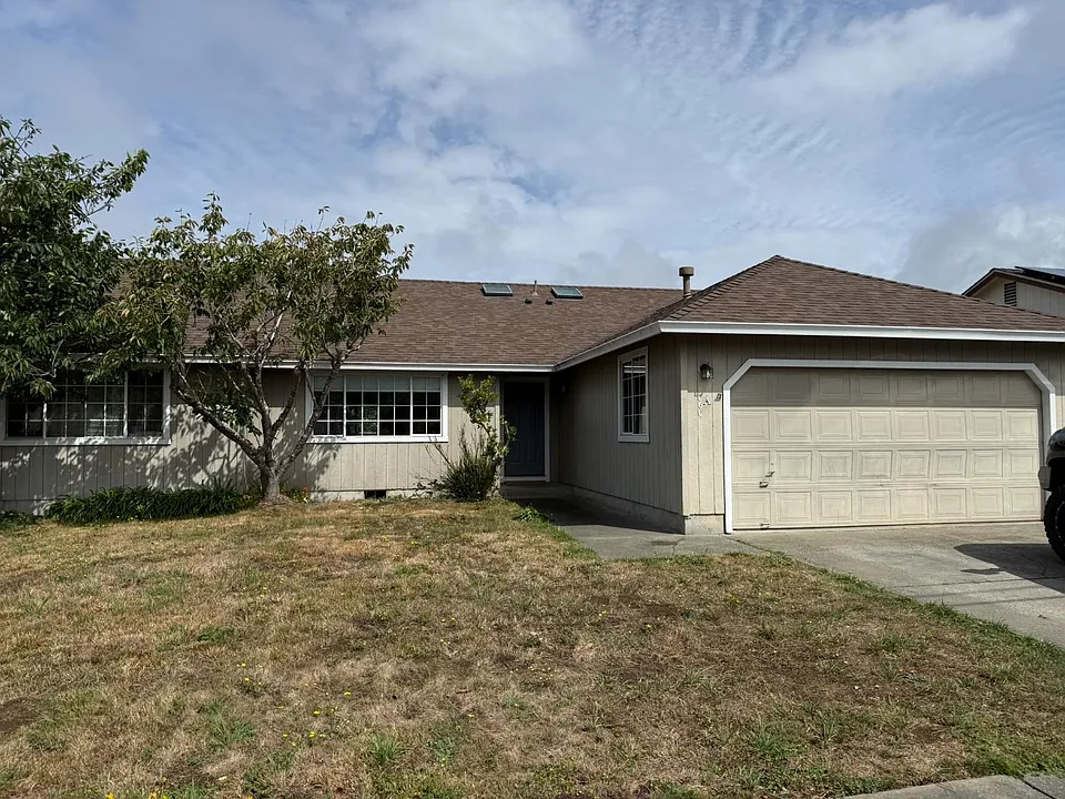 1060 Coach Way