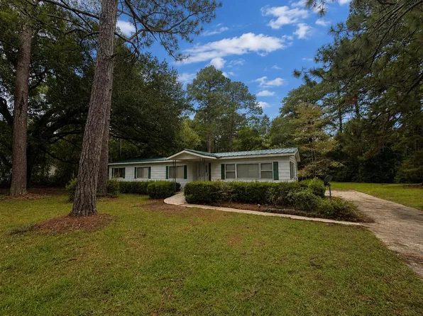 152 Thomas St, Leesburg, GA 31763