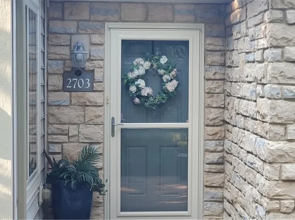 2703 Golf Course Dr, Washington, PA 15301