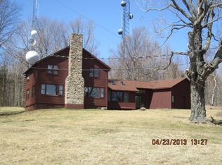 153 The Ninety Rd, Morrisonville, NY 12962