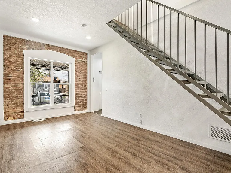 3306 N Gilpin St — Photo 9