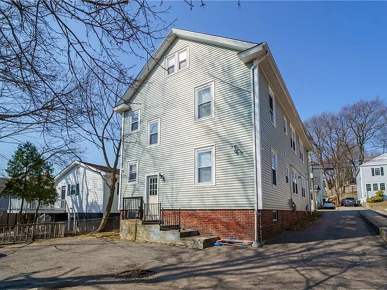 51 Huxley Ave #1 — Photo 11