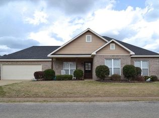 124 Stone Ridge Rd, Starkville, MS 39759
