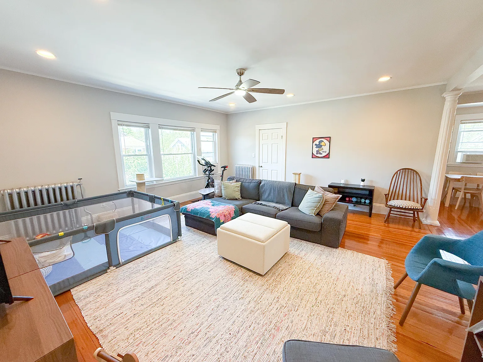 2 bed, 1335 sqft, $3,850 — Photo 4