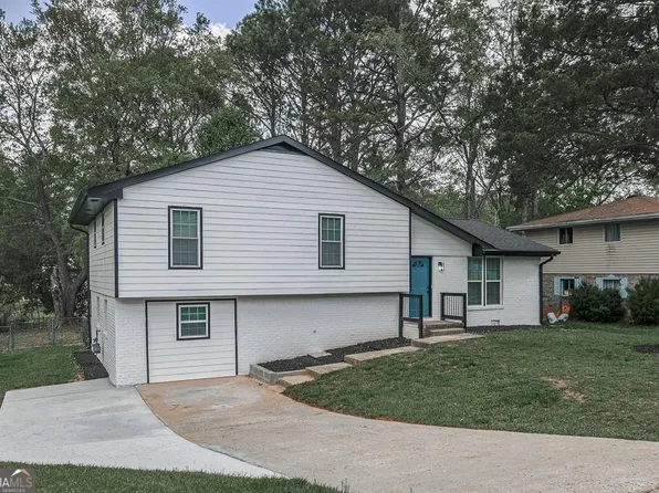 2248 Willoby Ct, Morrow, GA 30260
