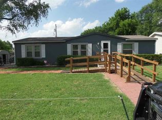 2920 W Savannah Ave, Wichita, KS 67217