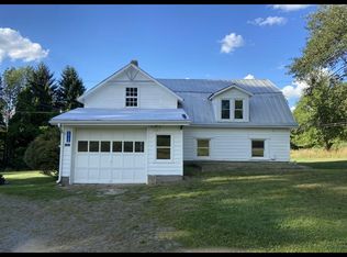 10784 Thurber Pl, Corning, NY 14830