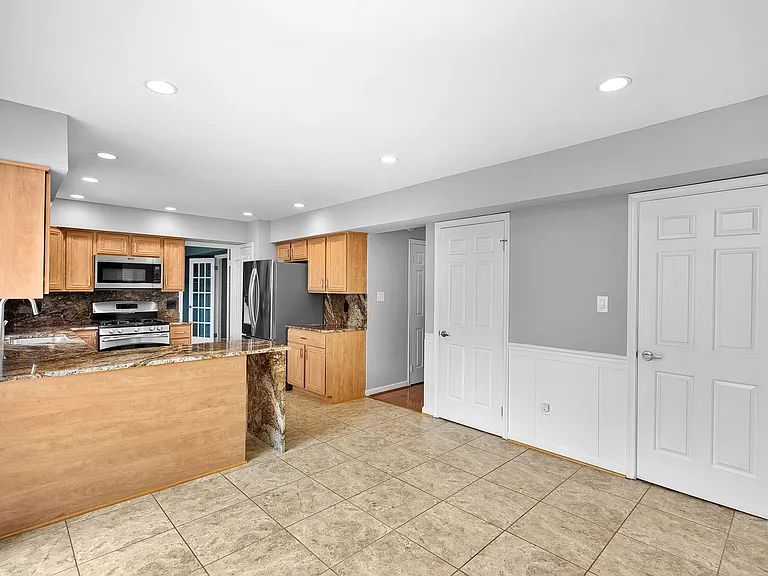 12545 Browns Ferry Rd — Photo 17