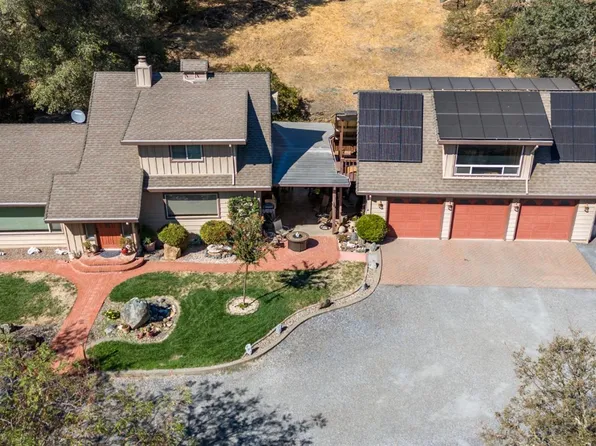 5051 Holly Dr, Shingle Springs, CA 95682