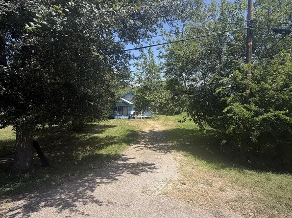 1830 34th Ave N, Texas City, TX 77590