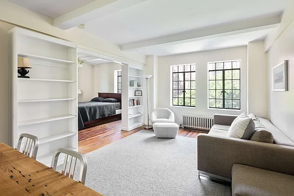 Rented by Compass | media 9