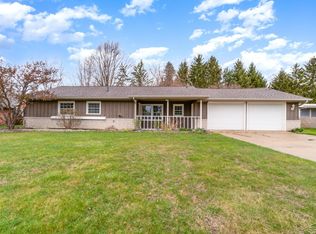 10044 Beamish Ln, Freeland, MI 48623