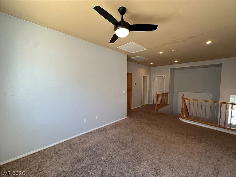 10129 Snow Crest Pl — Photo 18