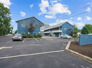 94 Cowesett Ave APT 1, West Warwick, RI 02893