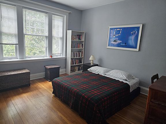 4th image of 1768 Beacon St